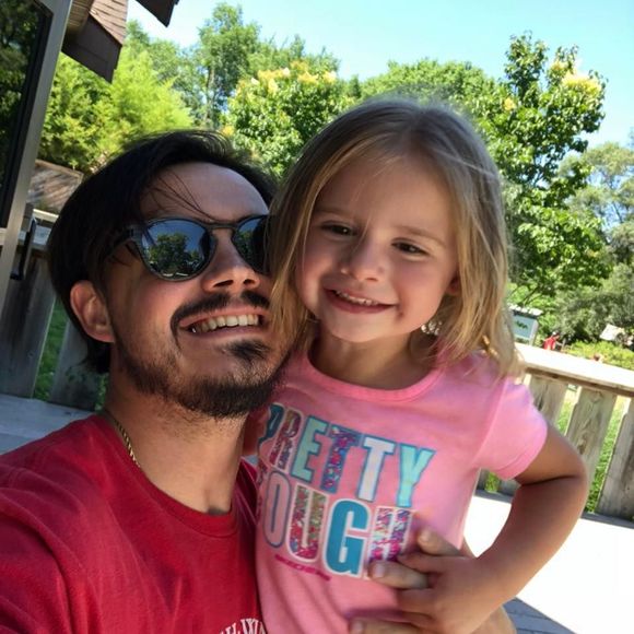 Meet your Posher, Brandon - Picture 2 of 5